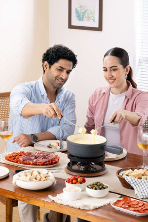 Chalet Cheese Fondue Cast Iron Set, Beluga Grey