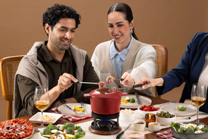 Alpine Cast Iron Fondue Set, Red