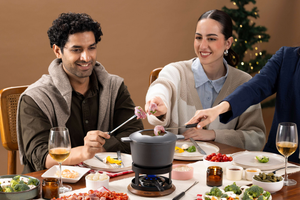 Alpine Cast Iron Fondue Set, Beluga Grey
