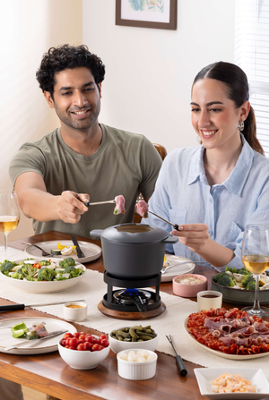 Alpine Cast Iron Fondue Set, Beluga Grey