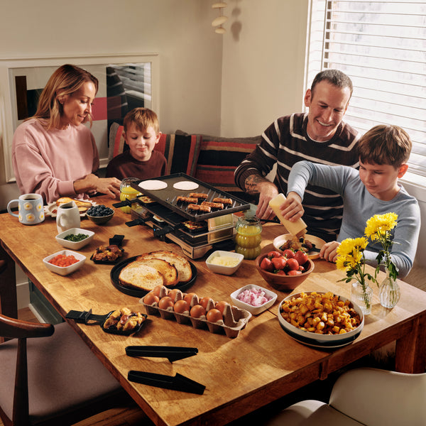 Verso Indoor / Outdoor Cast-Iron Raclette Party Grill
