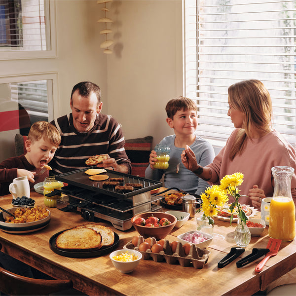 Verso Indoor / Outdoor Cast-Iron Raclette Party Grill