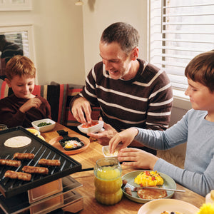 Verso Indoor / Outdoor Cast-Iron Raclette Party Grill
