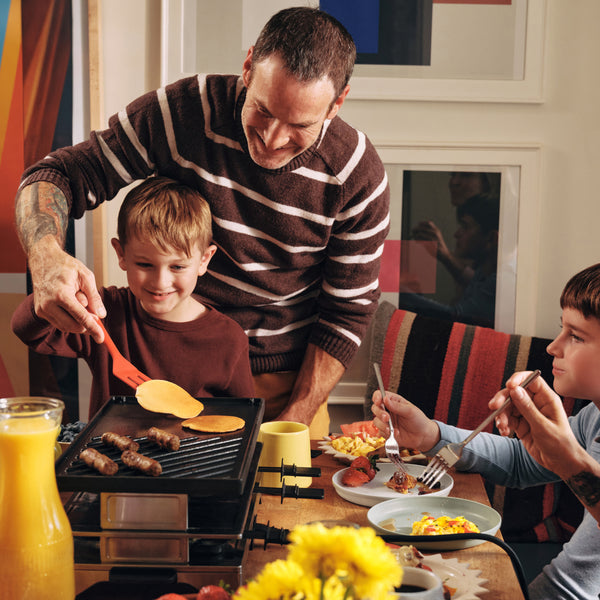 Verso Indoor / Outdoor Cast-Iron Raclette Party Grill