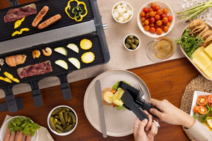 Venti 8 Person Raclette Grill with Smoke Extractor