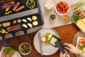 Venti 8 Person Raclette Grill with Smoke Extractor